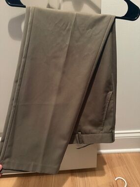 Izod Men's Dress Pants in dark tan